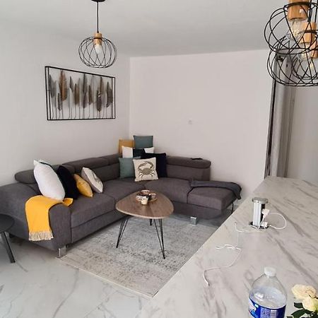 En Exclusivite T3 A 2 Pas Des Plages De St Raphael Saint-Raphaël 외부 사진