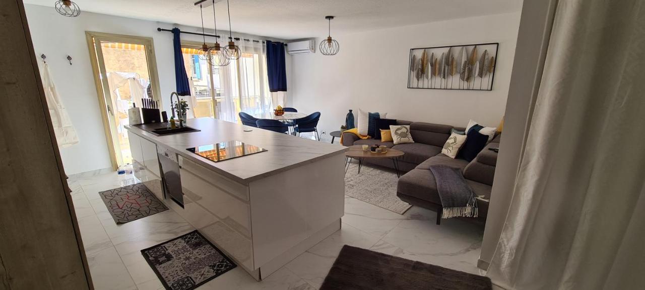 En Exclusivite T3 A 2 Pas Des Plages De St Raphael Saint-Raphaël 외부 사진