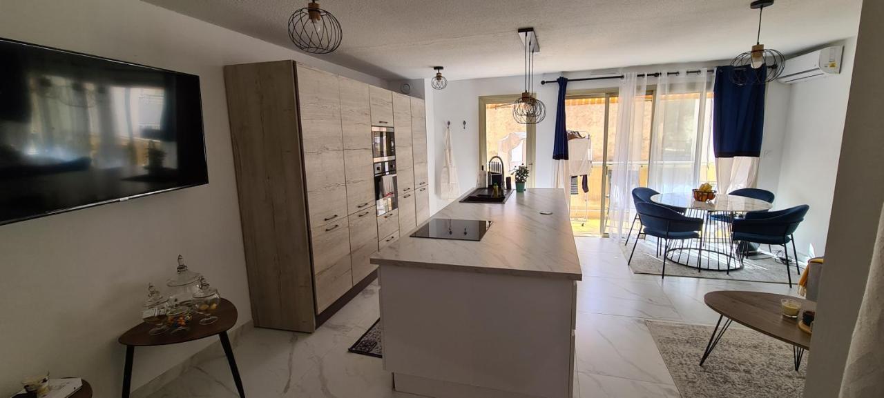 En Exclusivite T3 A 2 Pas Des Plages De St Raphael Saint-Raphaël 외부 사진